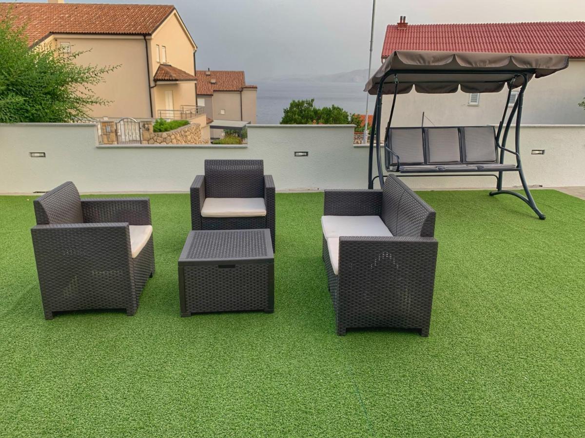 Apartment Lea Mataija Novi Vinodolski Exteriör bild