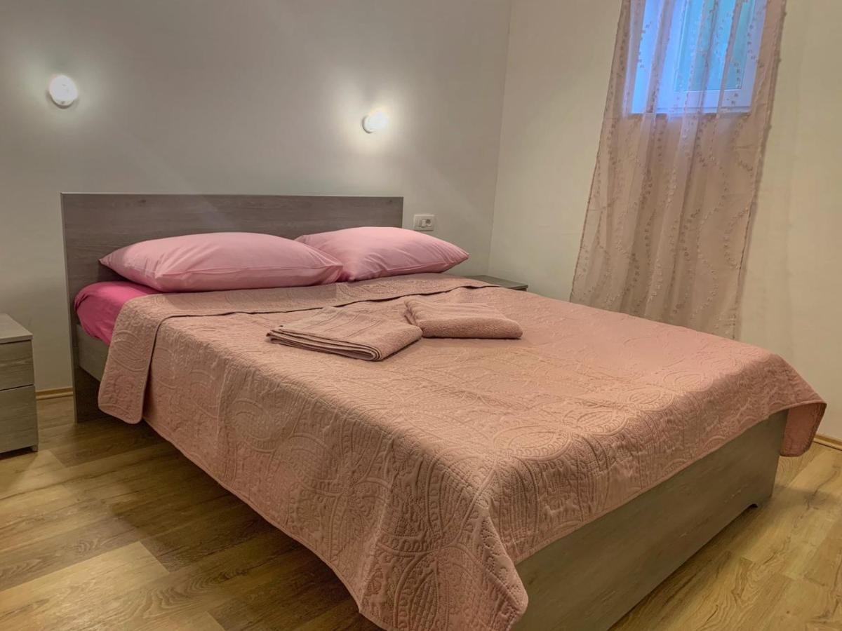 Apartment Lea Mataija Novi Vinodolski Exteriör bild